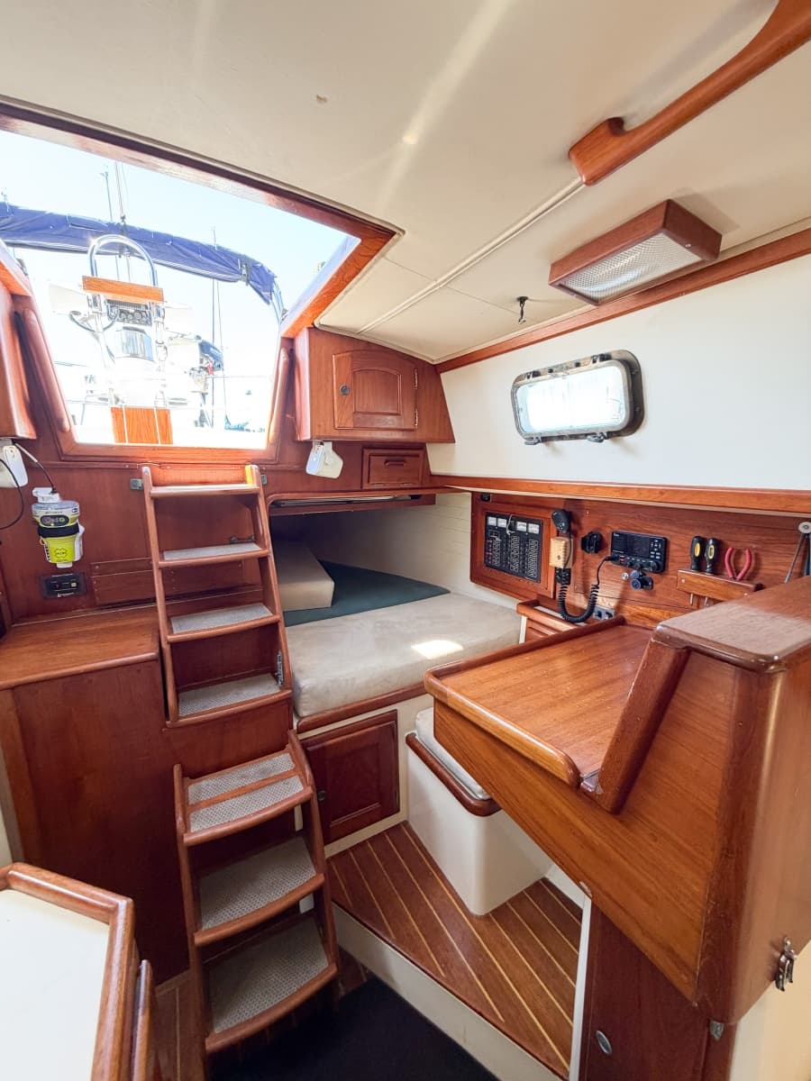1998 Pacific Seacraft 37 - Photo 32