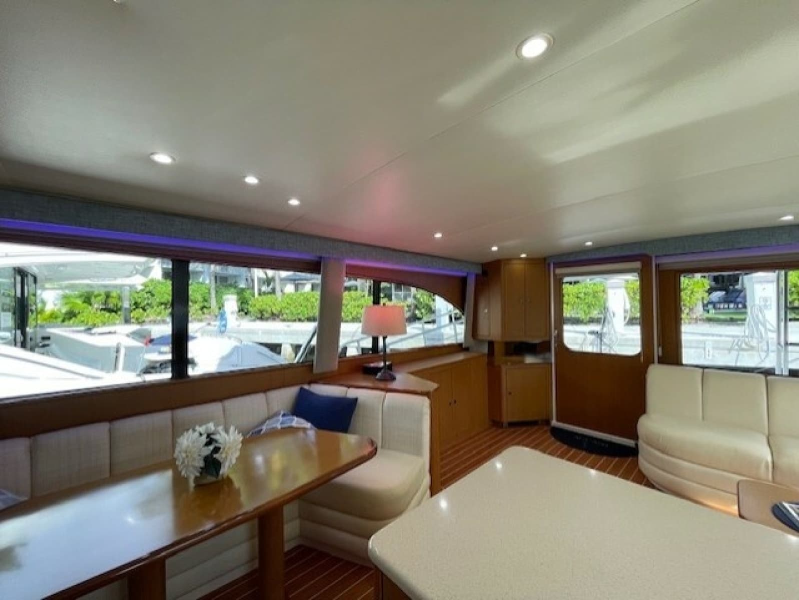 2003 Post Sportfish - Photo 9