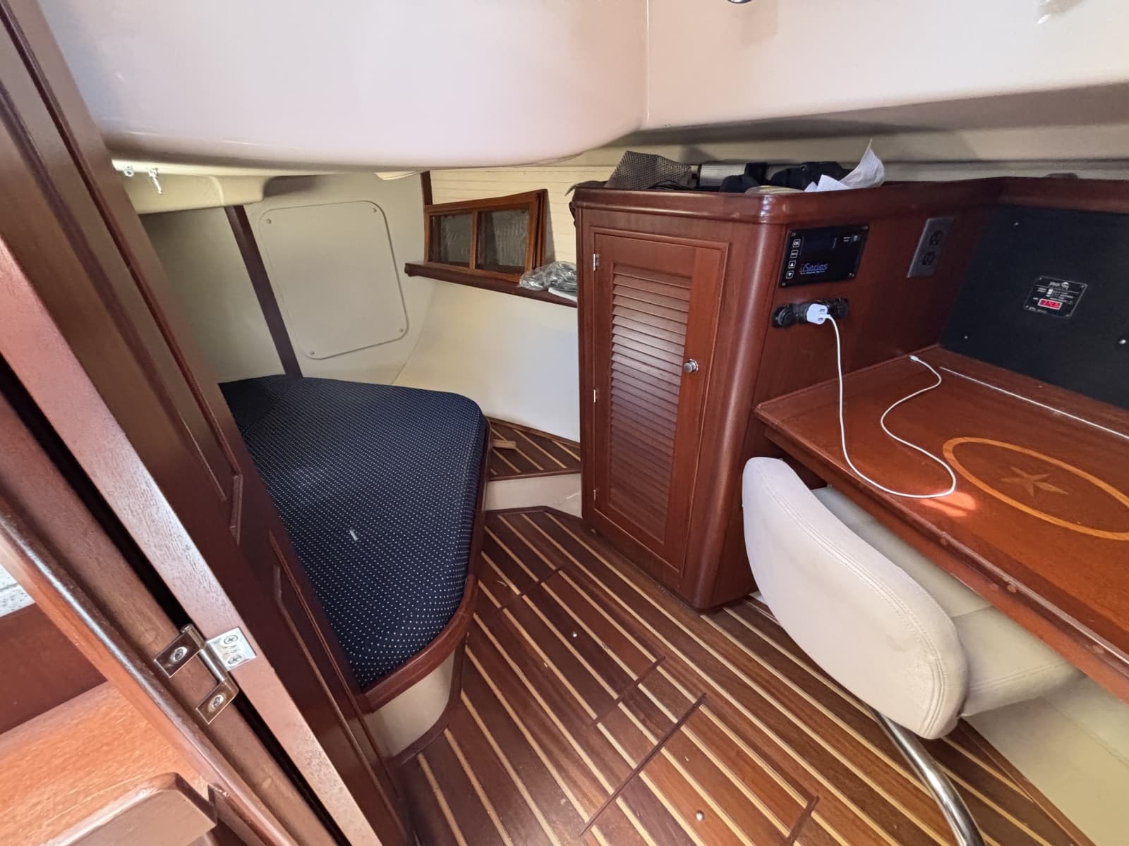 2015 Island Packet  - Photo 29