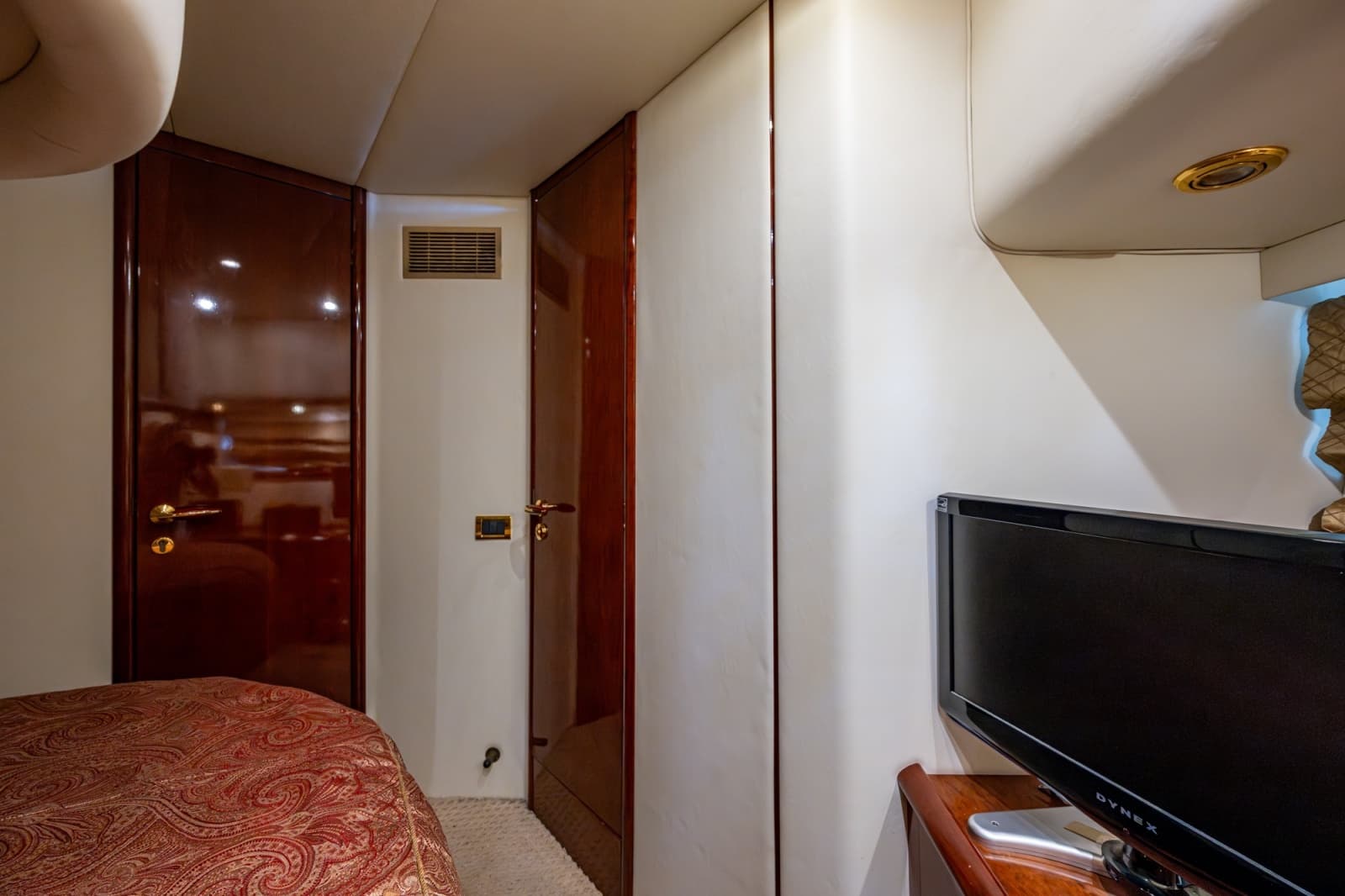 2000 Fairline Squadron 52 - Photo 64