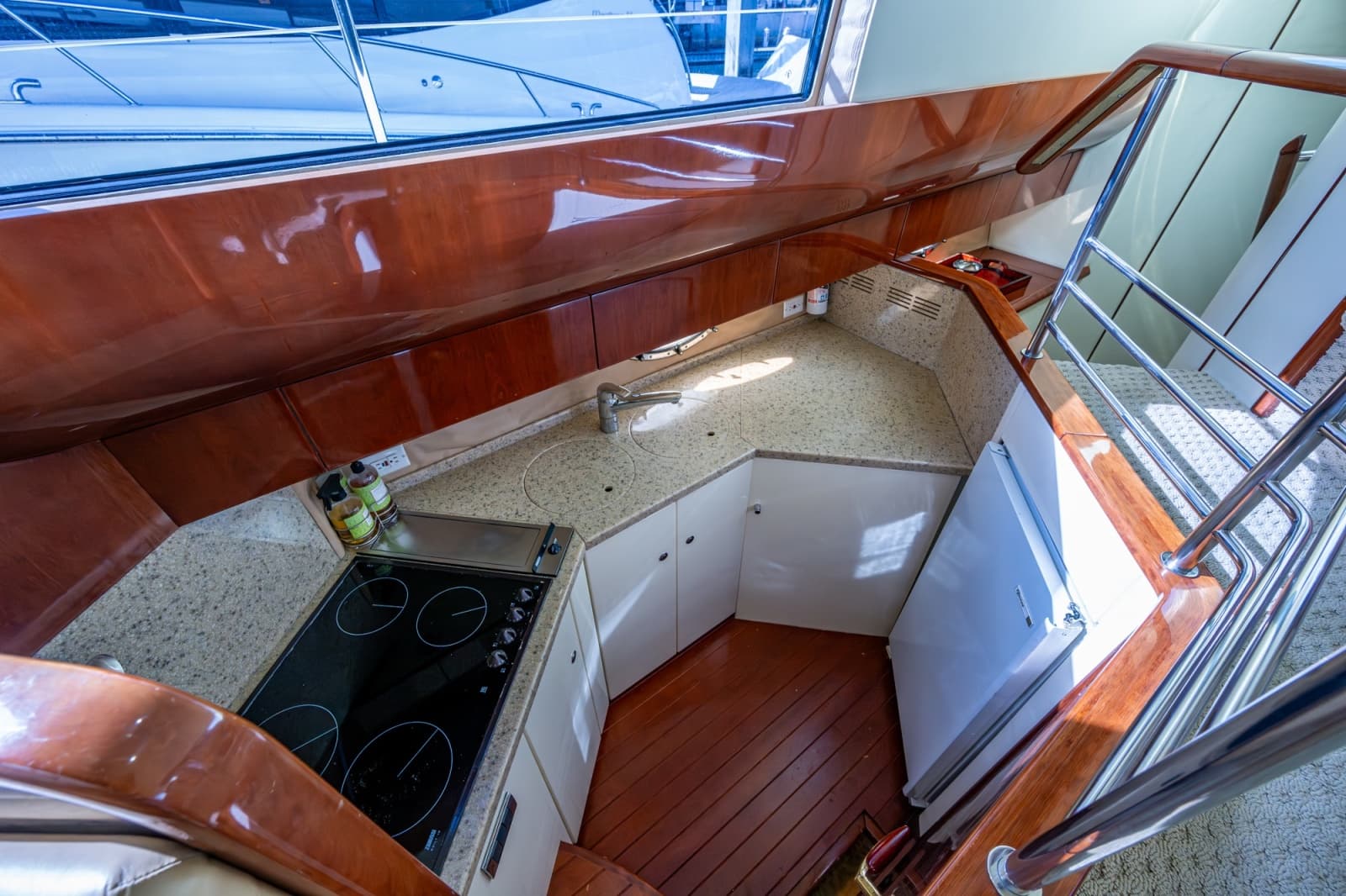 2000 Fairline Squadron 52 - Photo 46