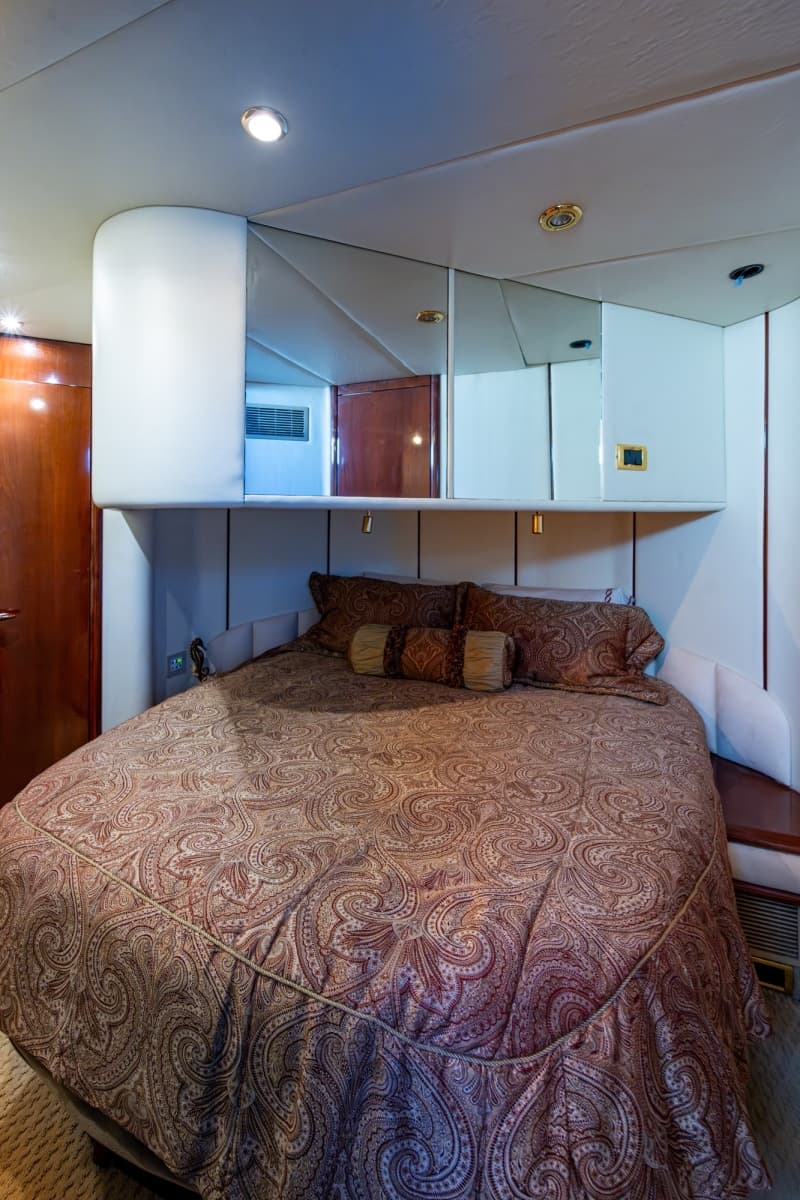 2000 Fairline Squadron 52 - Photo 60