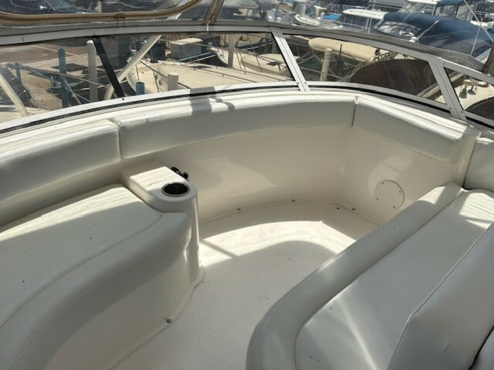 2000 Silverton 41 Convertible - Photo 28