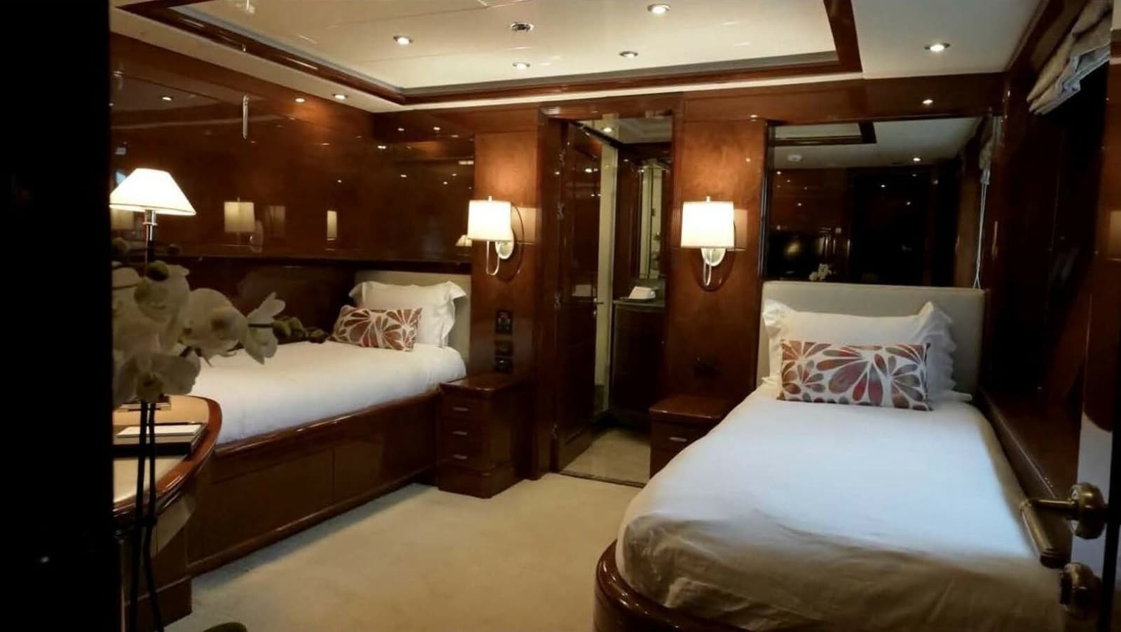 2004 Benetti Vision - Photo 32