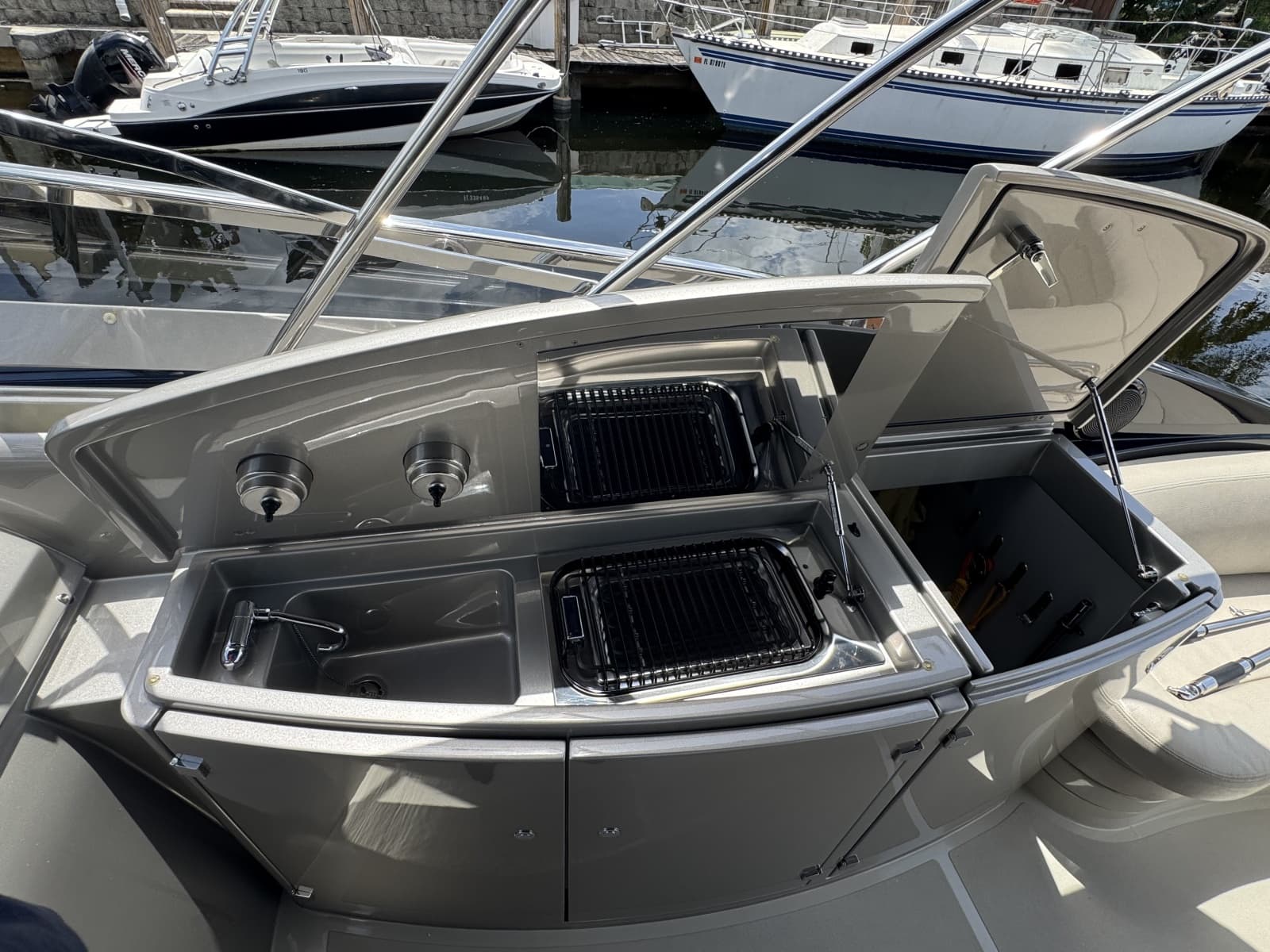 2009 Riva 44 Rivarama - Photo 13