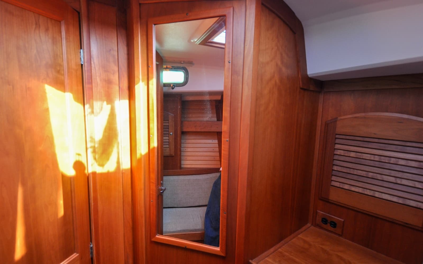 2004 Sabre 426 - Photo 74