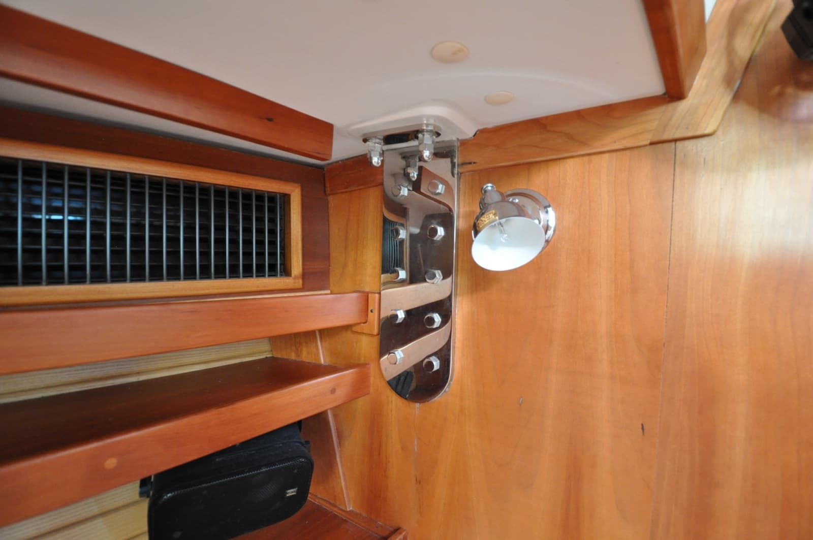 2004 Sabre 426 - Photo 86