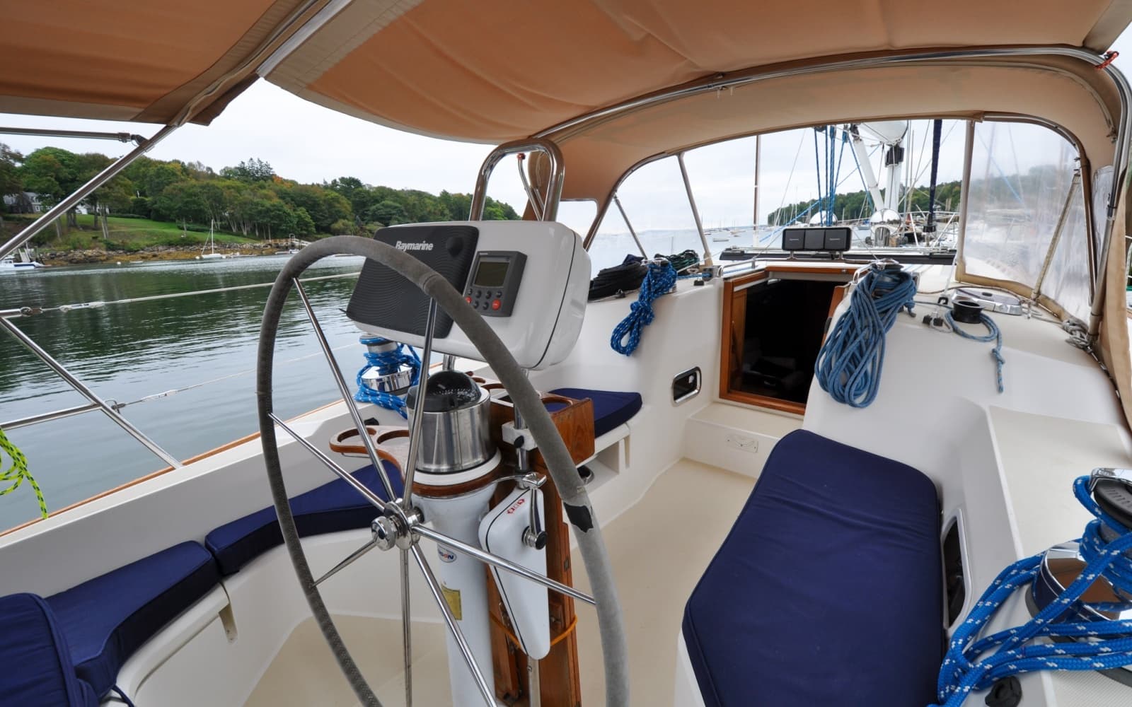 2004 Sabre 426 - Photo 8