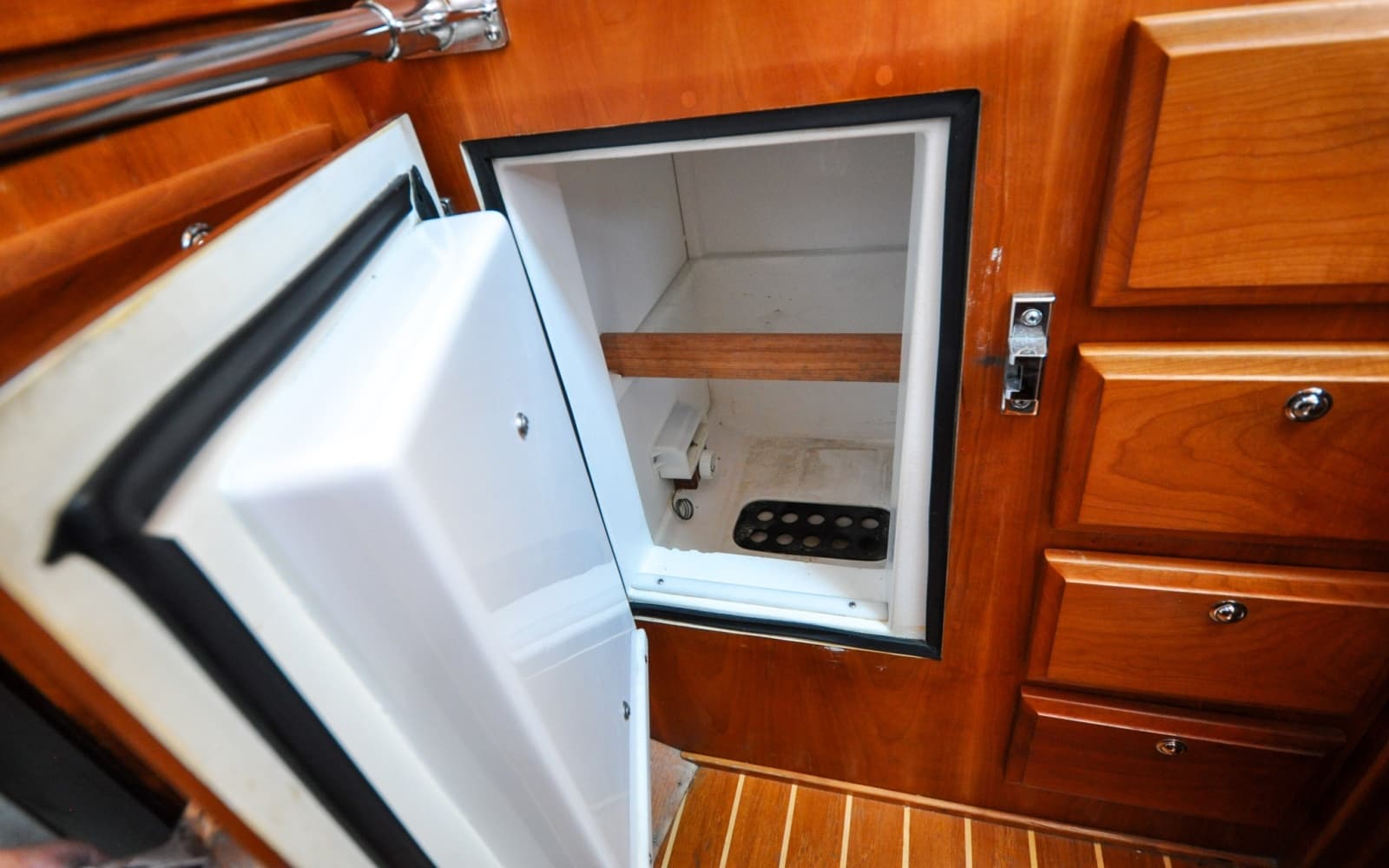 2004 Sabre 426 - Photo 49
