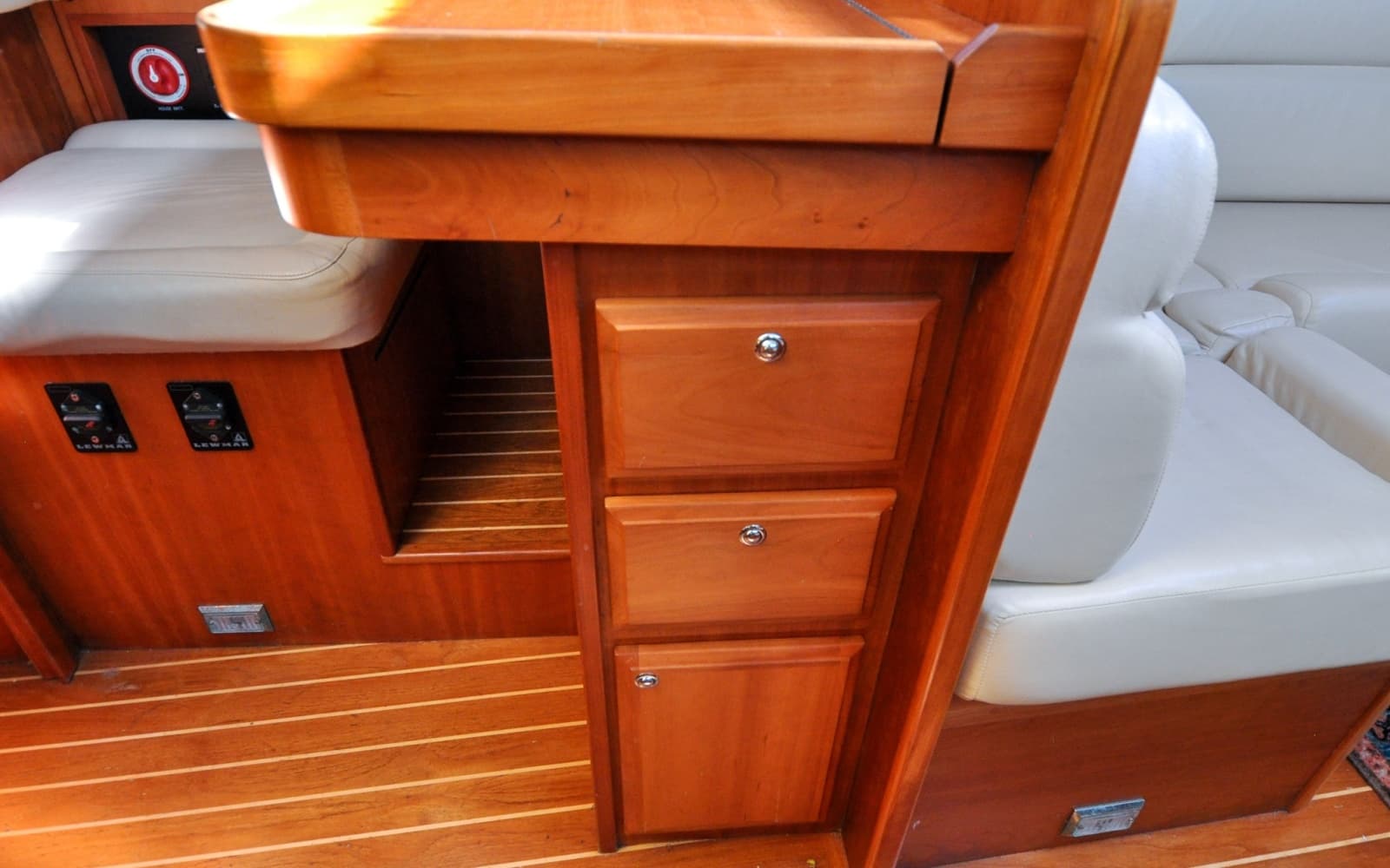 2004 Sabre 426 - Photo 93