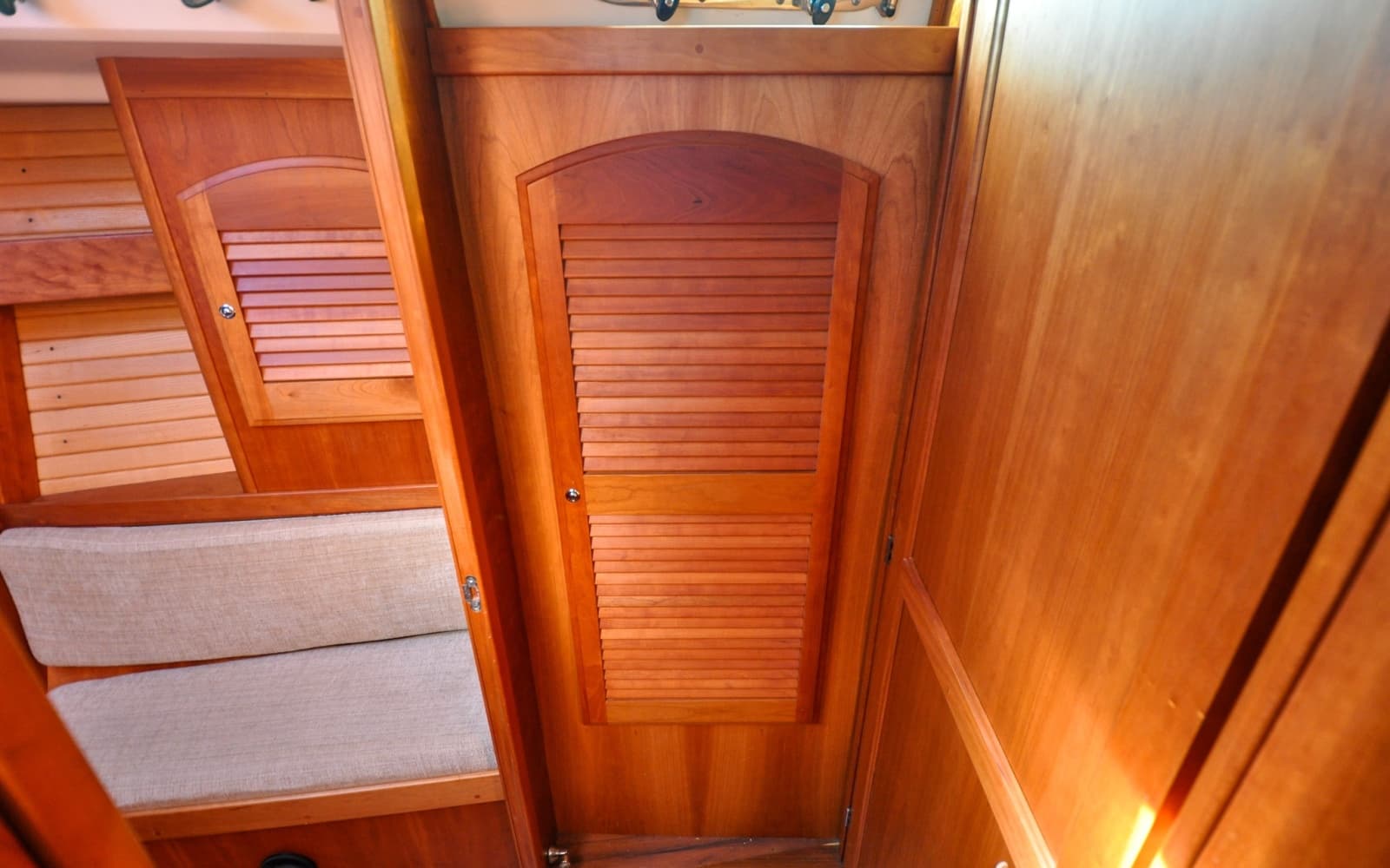 2004 Sabre 426 - Photo 67