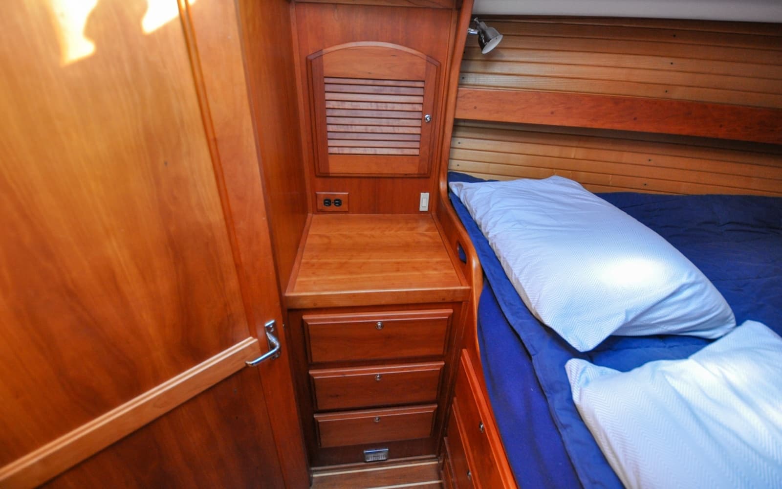 2004 Sabre 426 - Photo 73