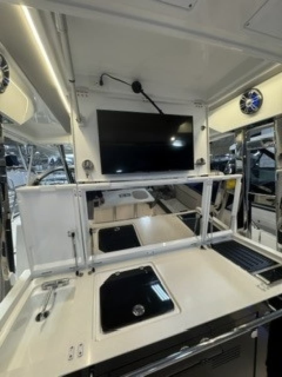 2021 Jeanneau Leader 12.5 WA - Photo 18