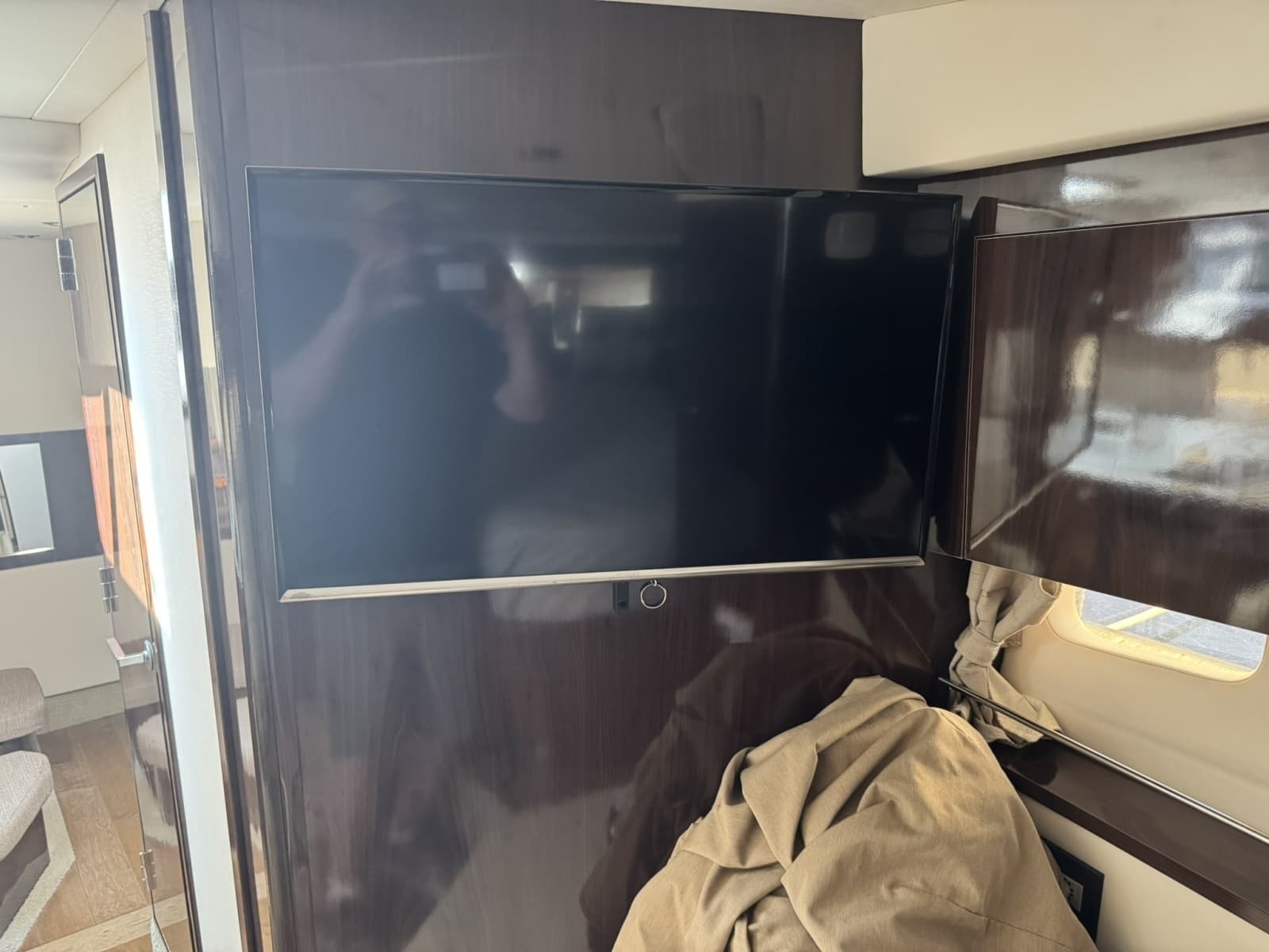 2018 Sea Ray 350 Sundancer - Photo 42