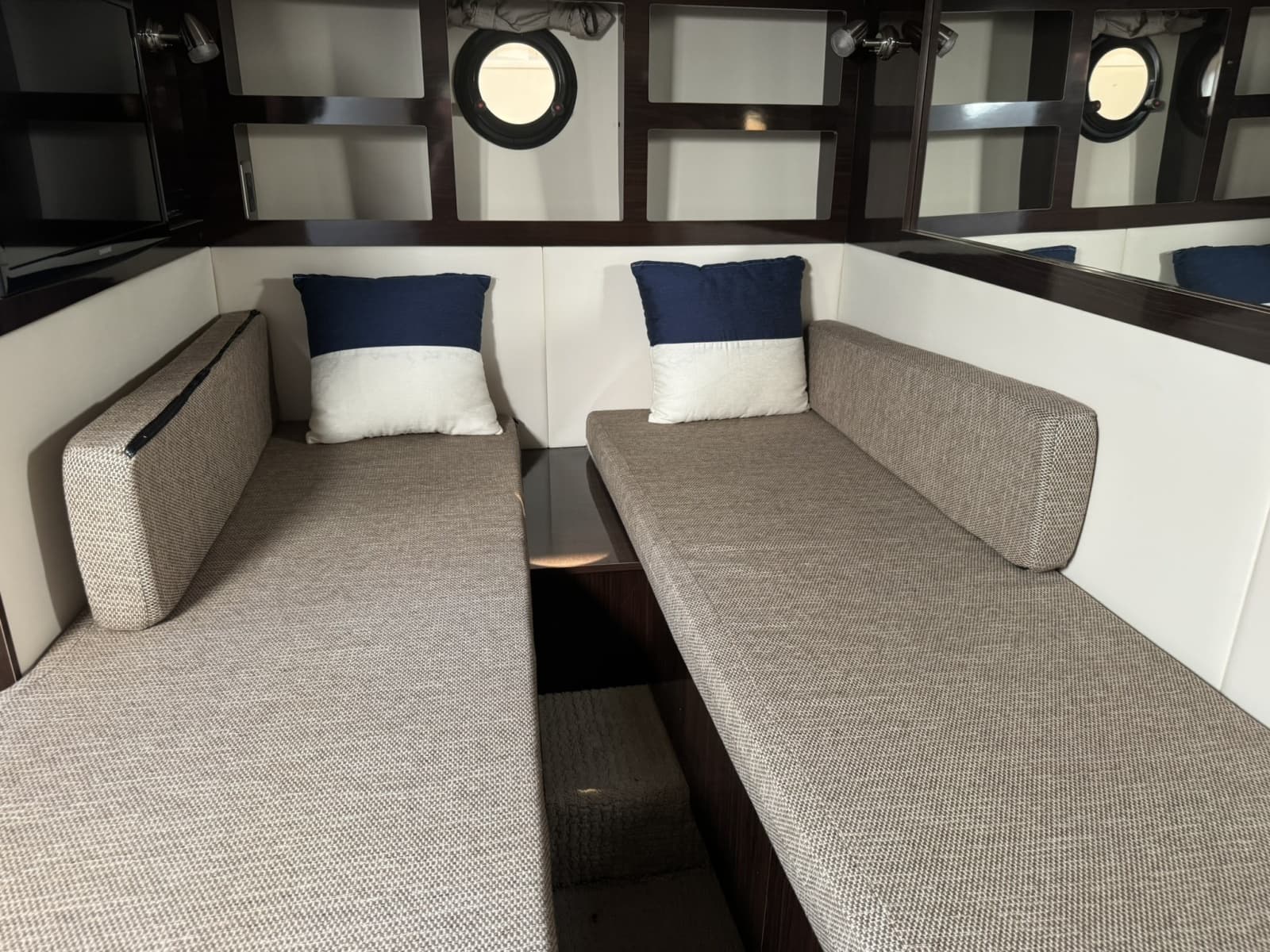 2018 Sea Ray 350 Sundancer - Photo 39