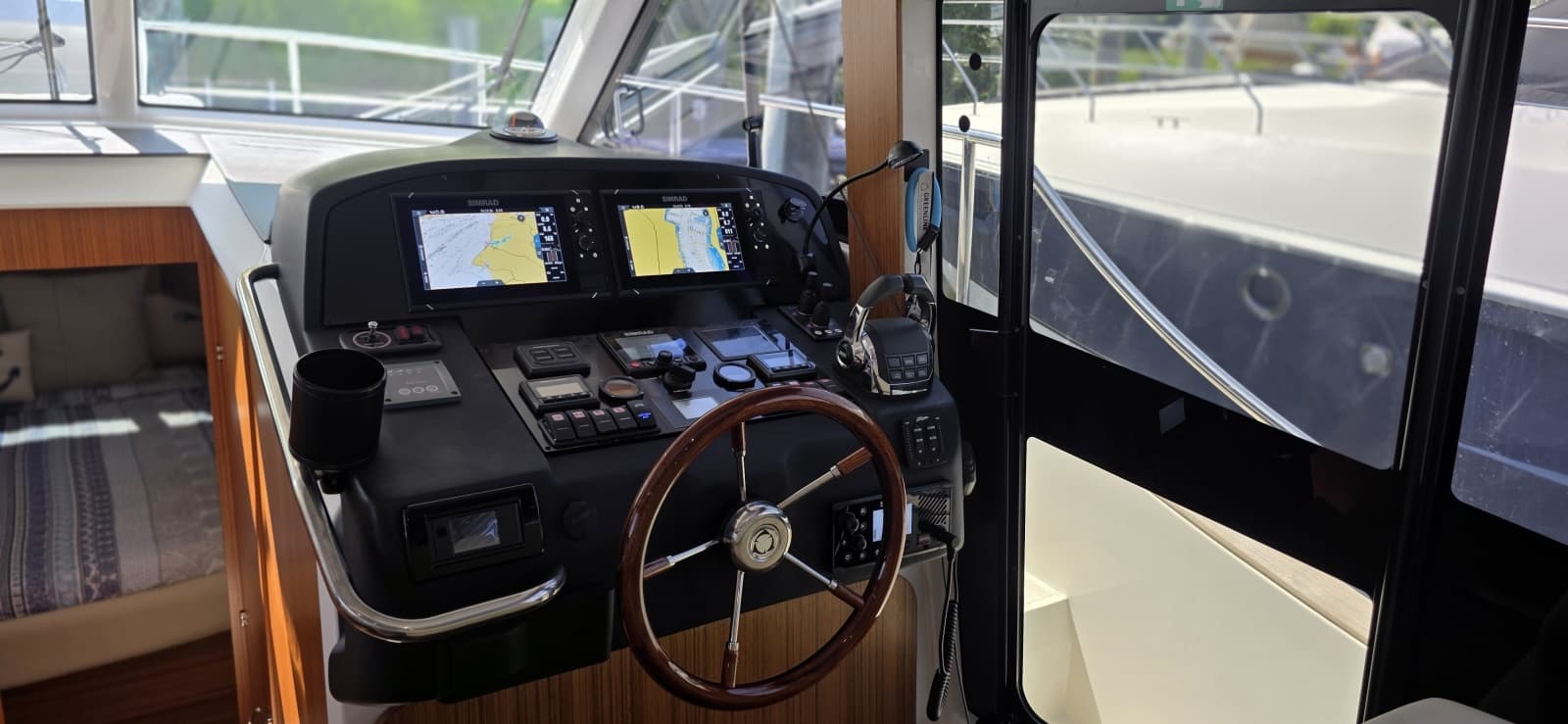 2023 Greenline 40 Hybrid - Photo 29