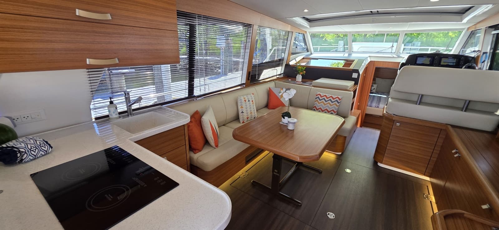 2023 Greenline 40 Hybrid - Photo 17