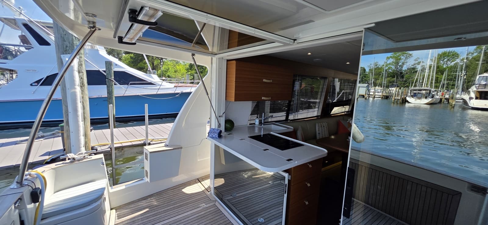 2023 Greenline 40 Hybrid - Photo 15