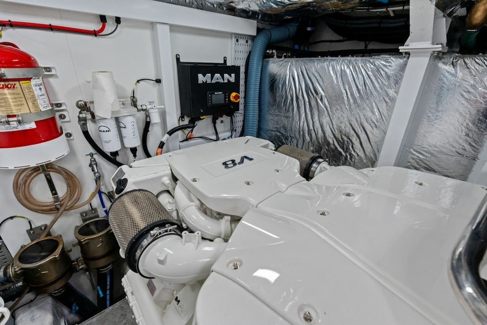 2020 Princess S62 Sportbridge - Photo 74