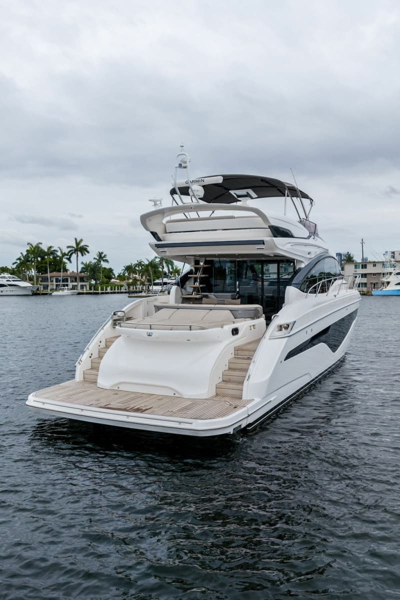 2020 Princess S62 Sportbridge - Photo 9