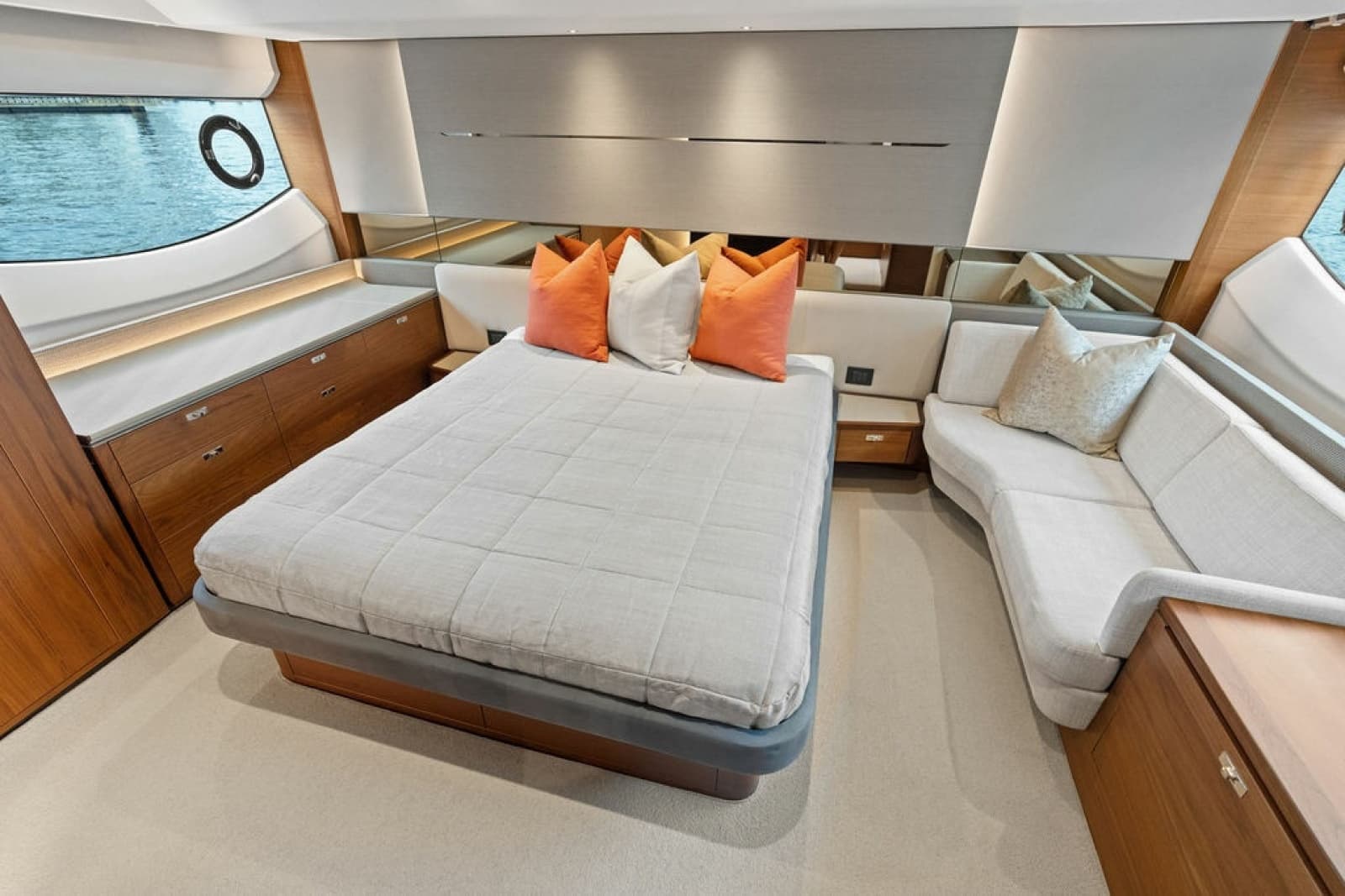 2020 Princess S62 Sportbridge - Photo 60
