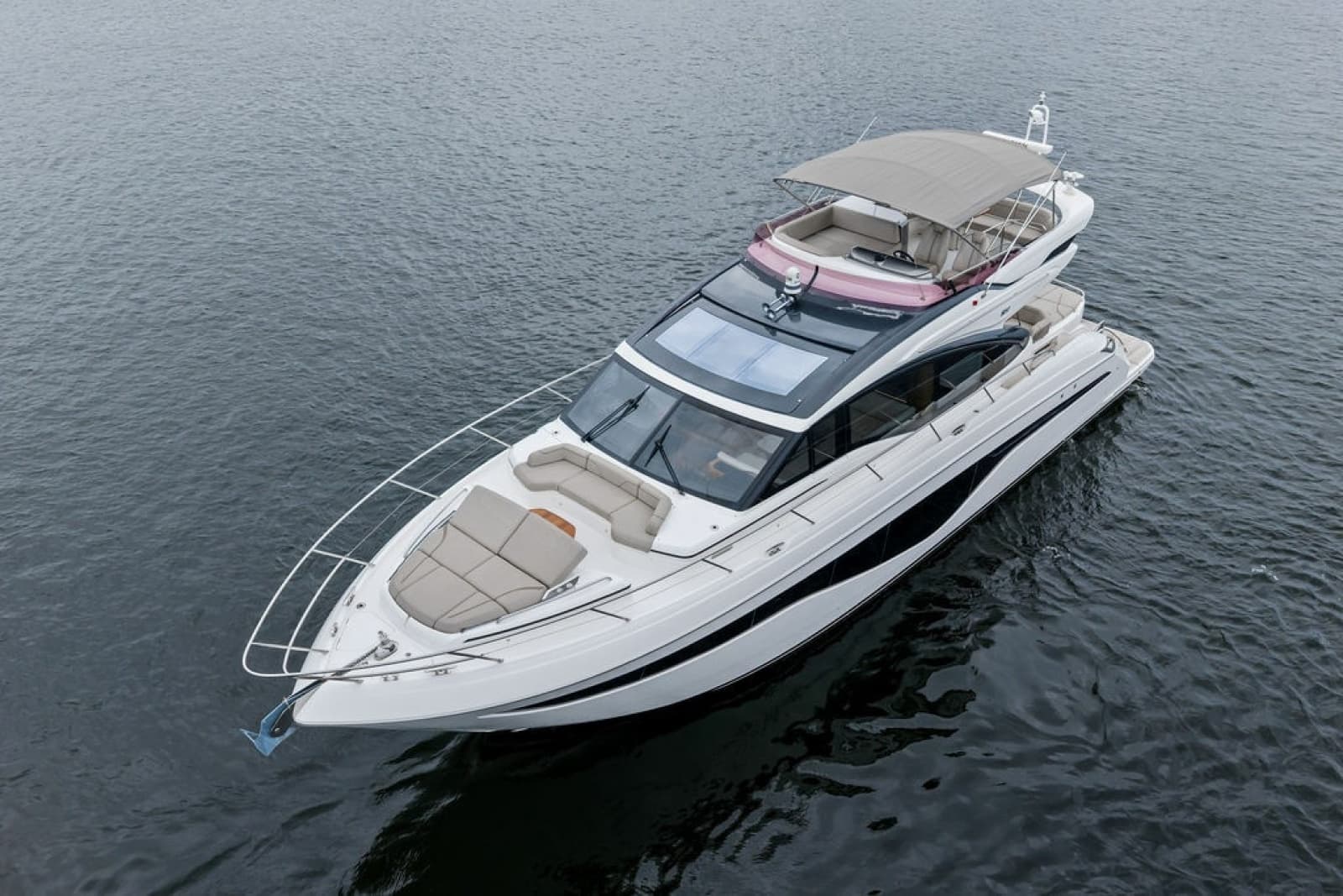 2020 Princess S62 Sportbridge - Photo 6