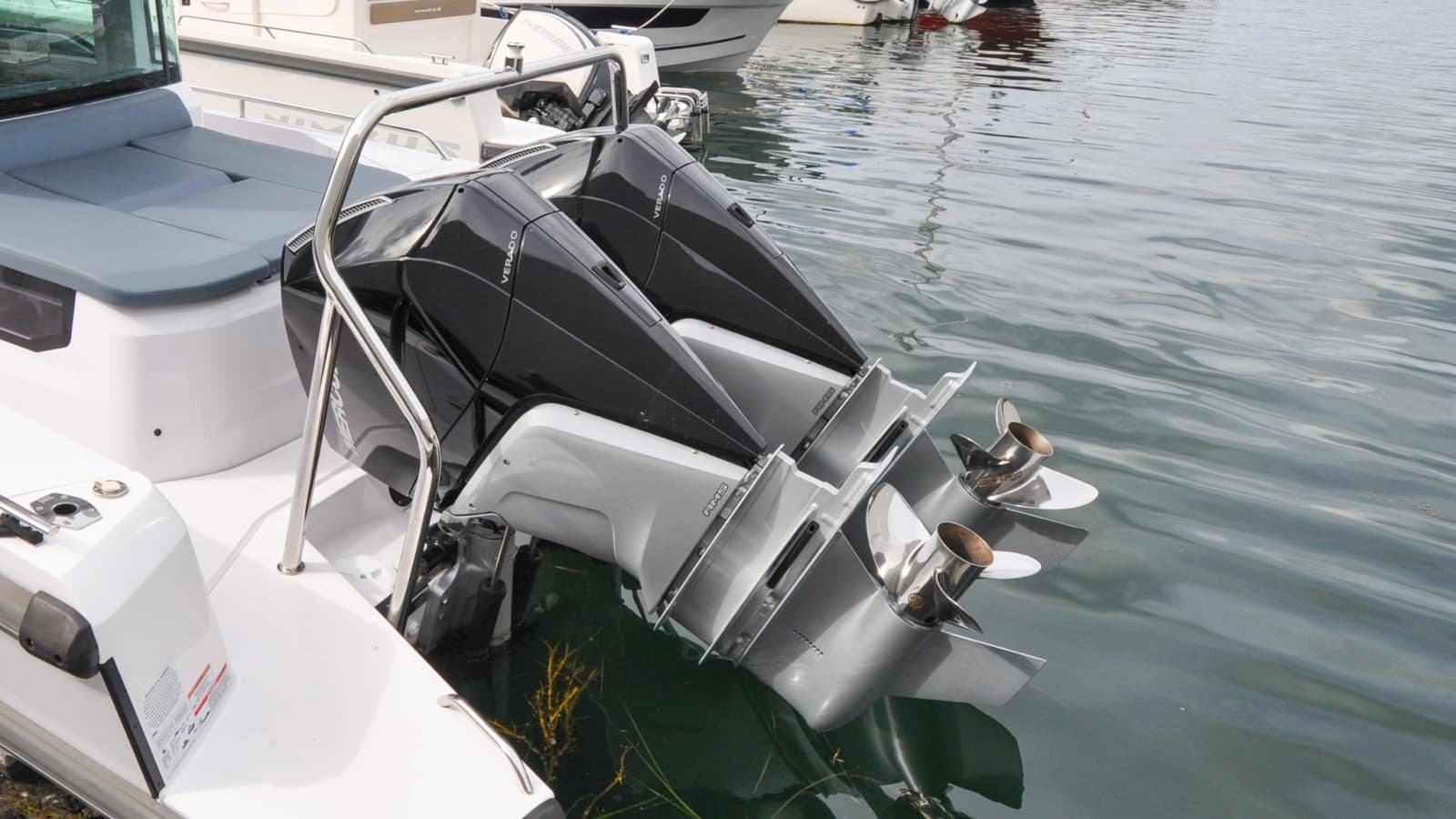 2022 Axopar 37XC - Photo 5