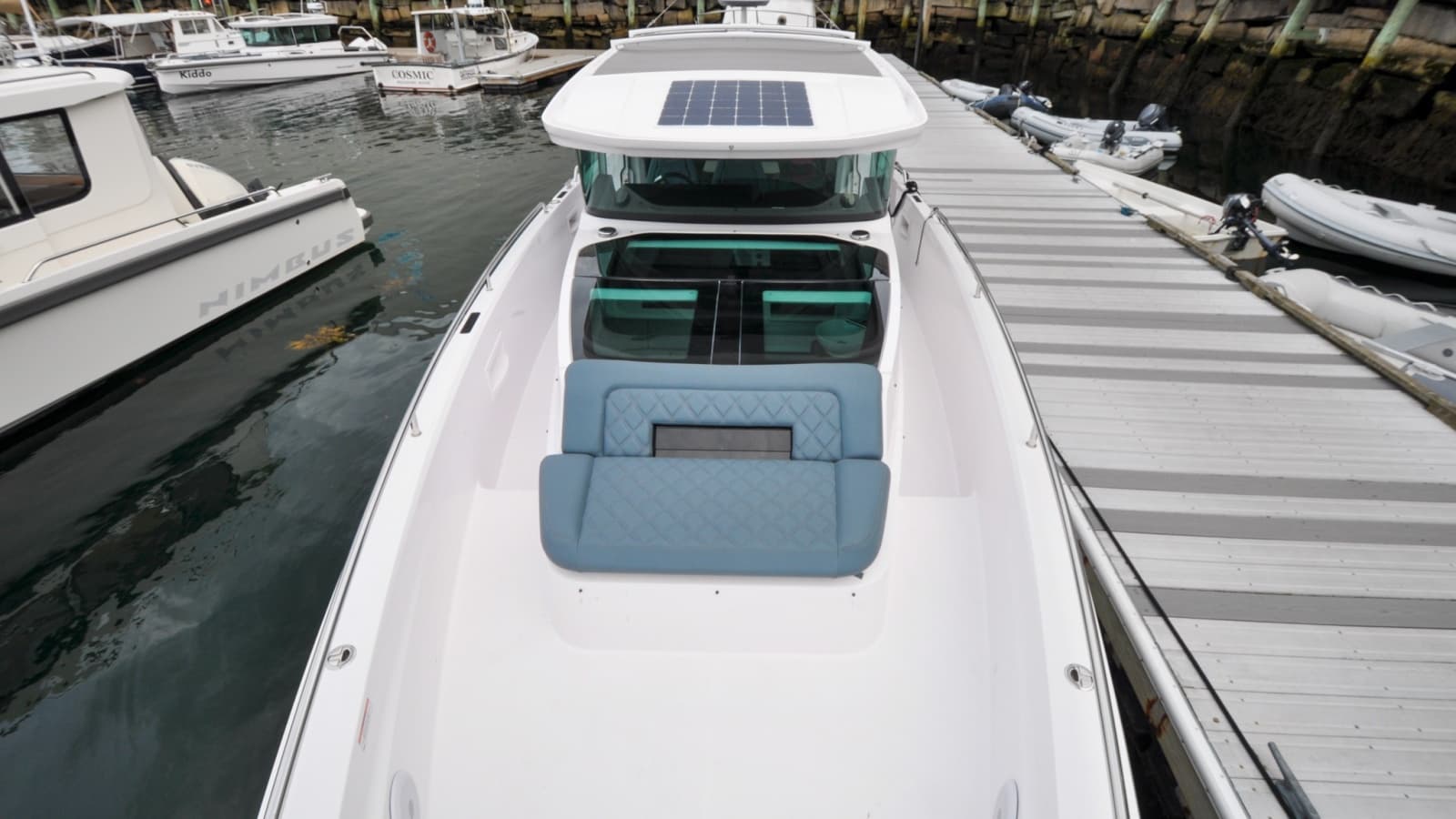 2022 Axopar 37XC - Photo 26
