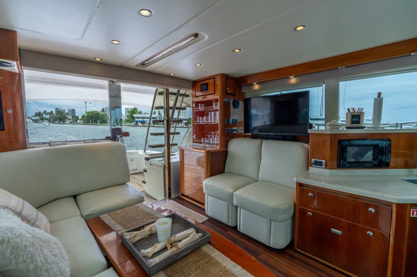 2011 Riviera 43 Open Flybridge - Photo 23