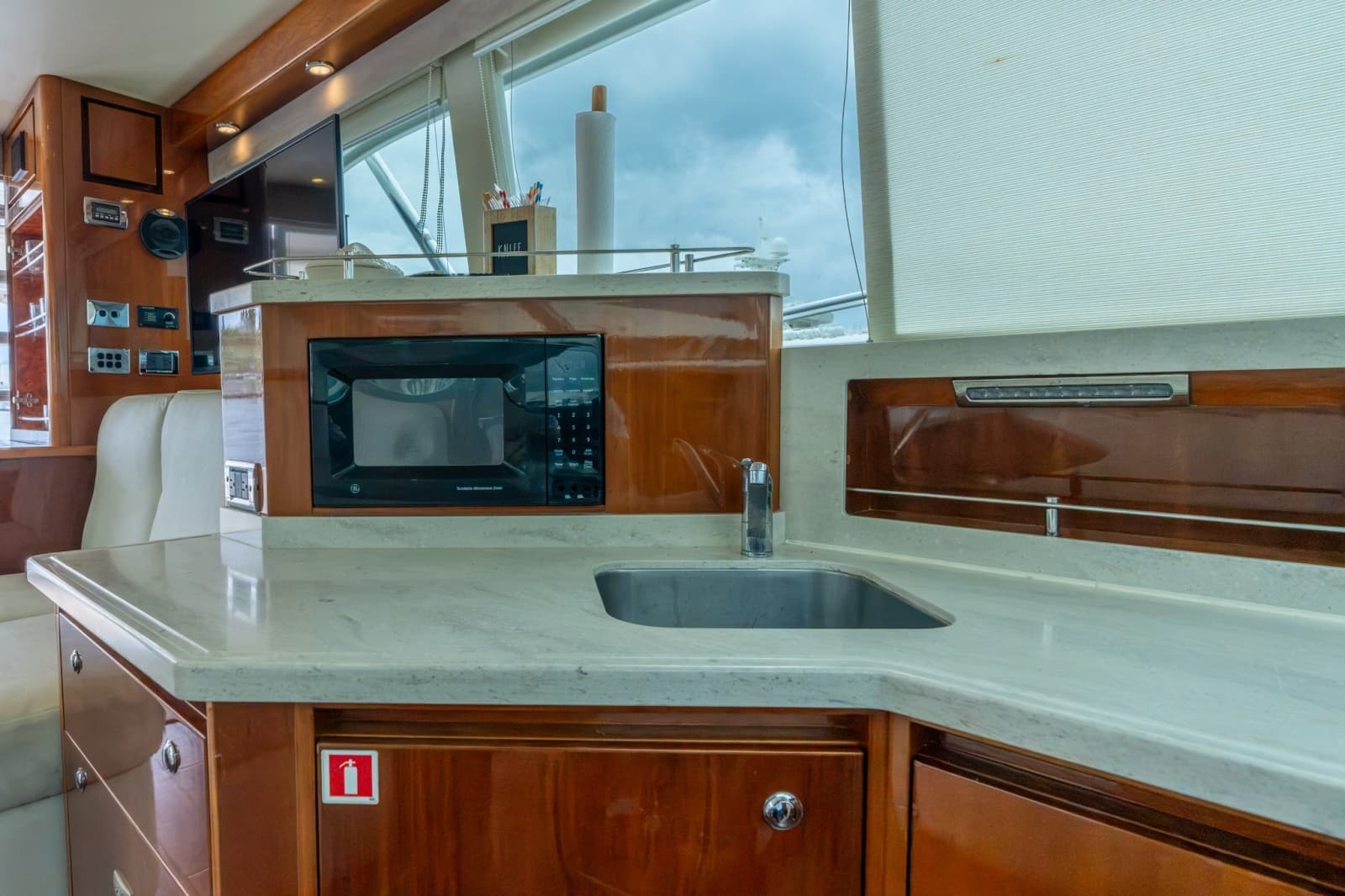2011 Riviera 43 Open Flybridge - Photo 27