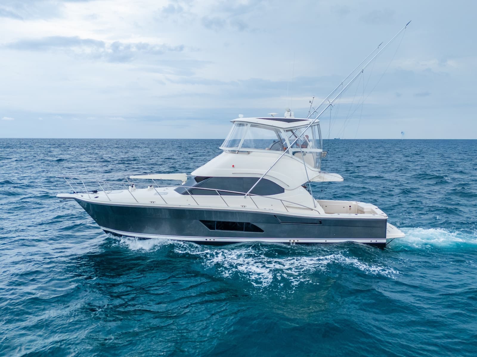 2011 Riviera 43 Open Flybridge - Photo 40