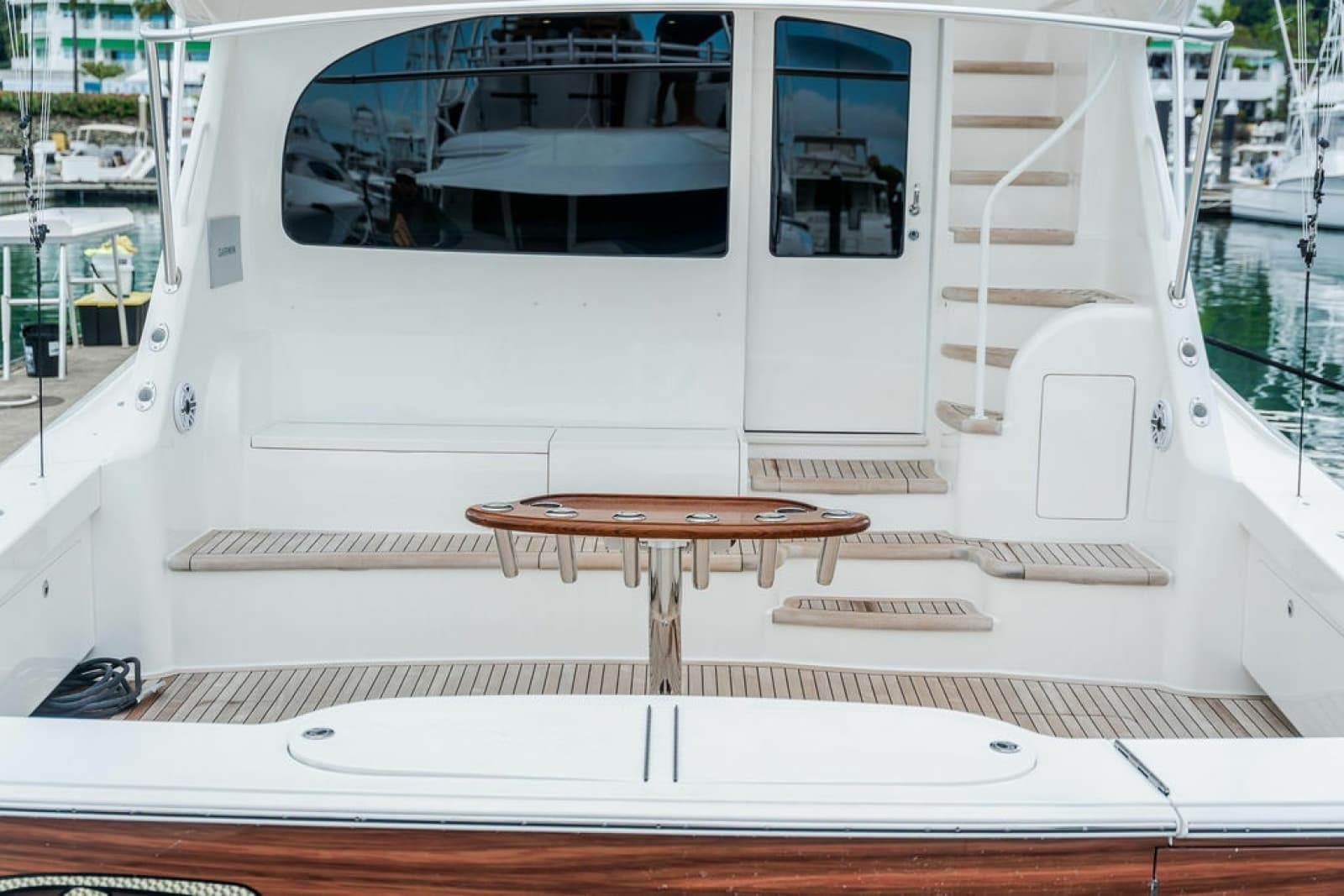 2021 Viking 58 Convertible - Photo 24