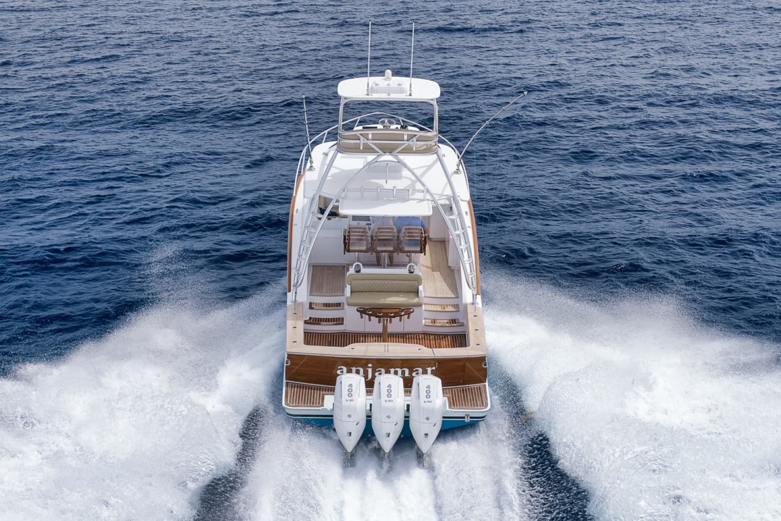 2024 Custom Carolina 40 Express - Photo 5