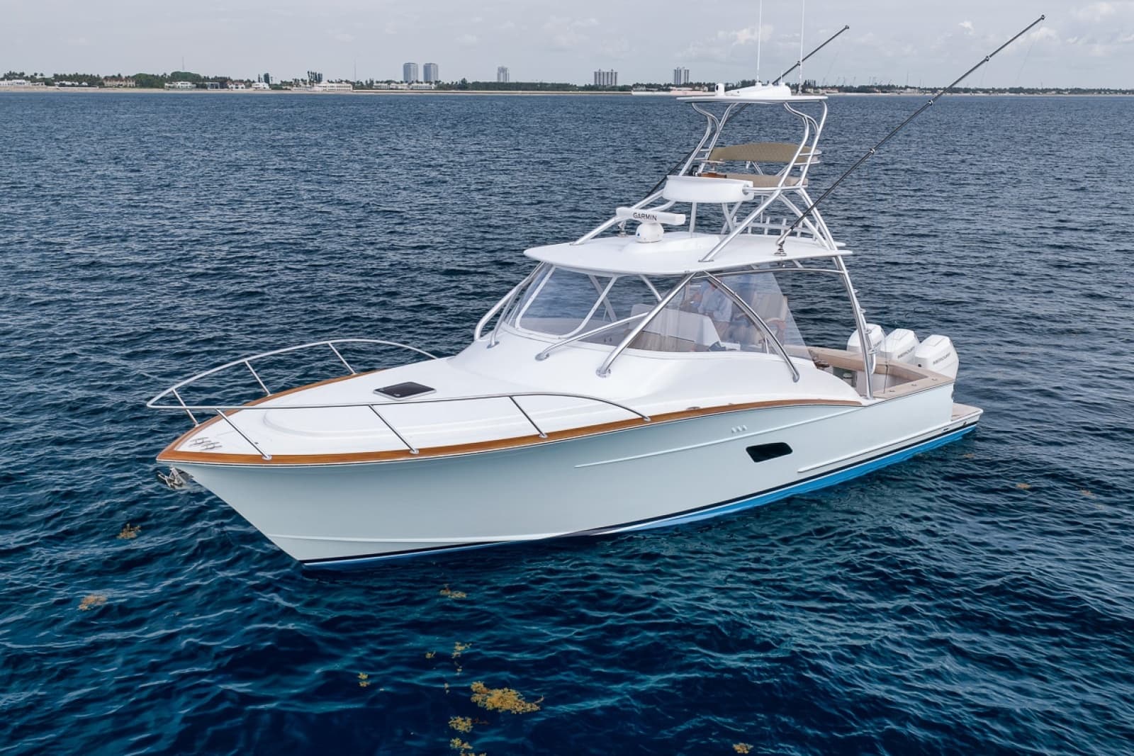2024 Custom Carolina 40 Express - Photo 10