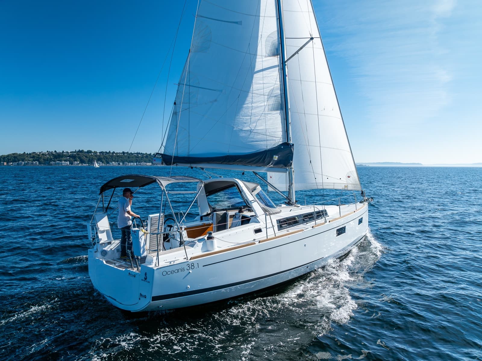 2021 Beneteau Oceanis 38.1 - Photo 9