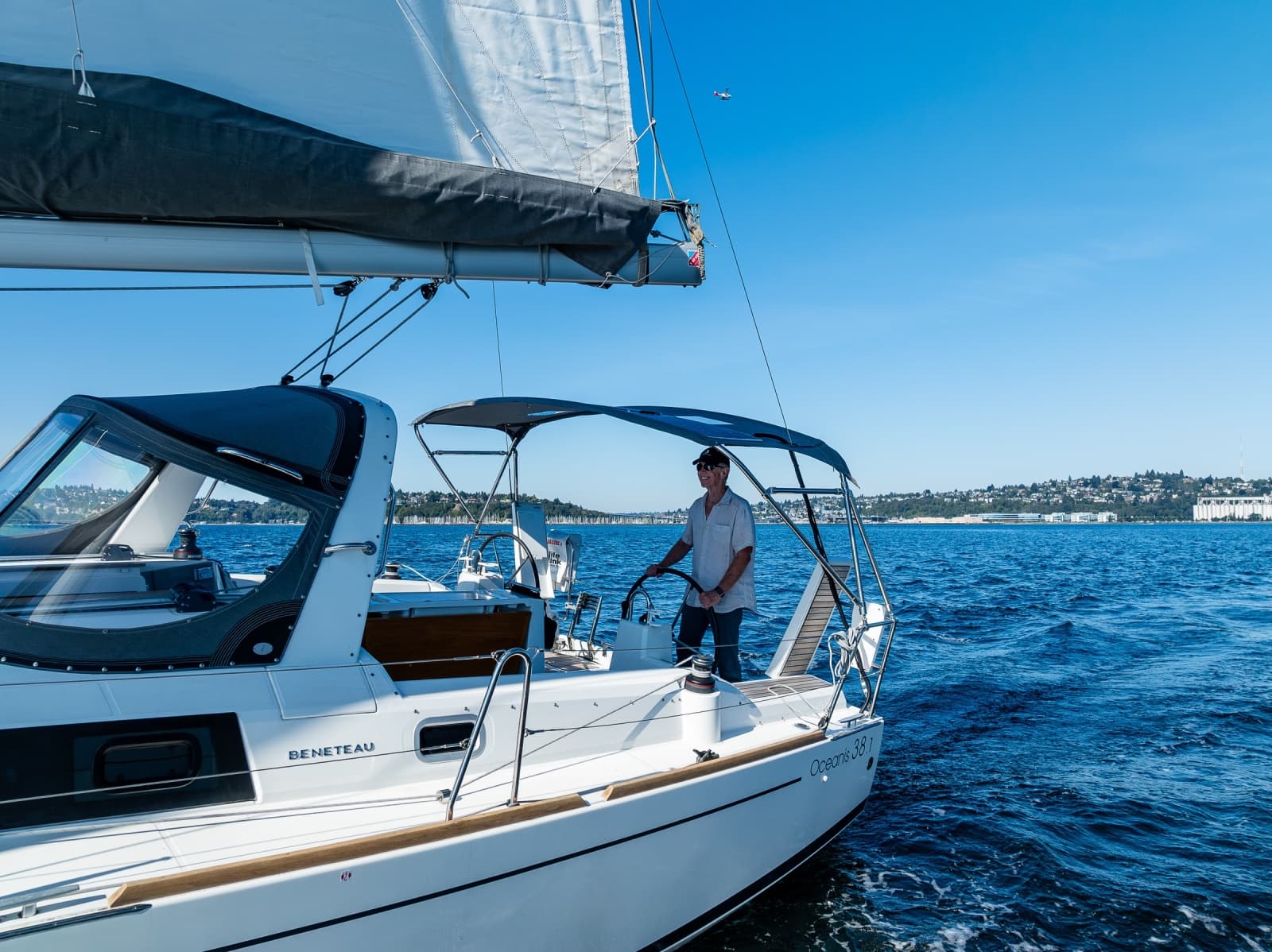 2021 Beneteau Oceanis 38.1 - Photo 7