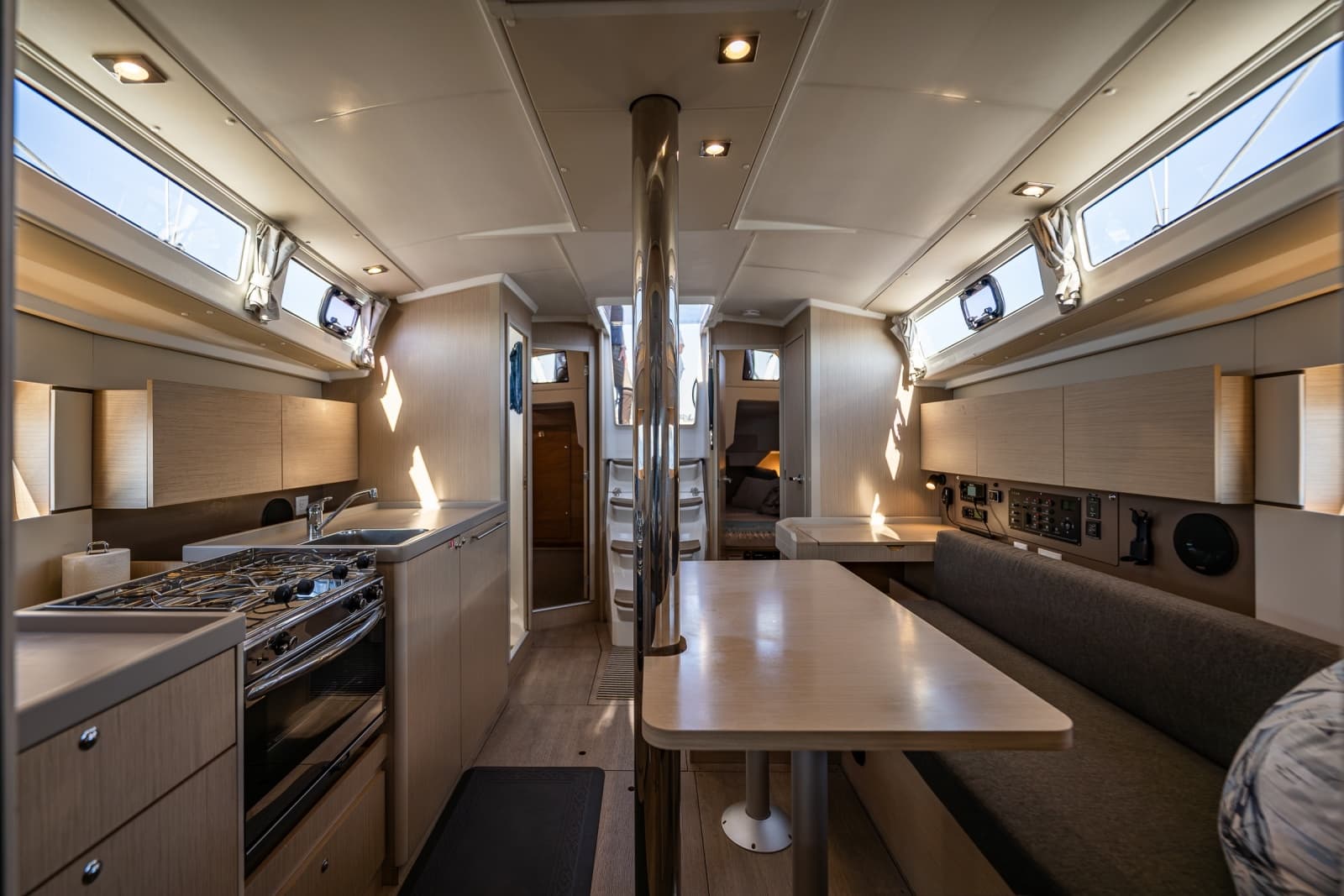 2021 Beneteau Oceanis 38.1 - Photo 55