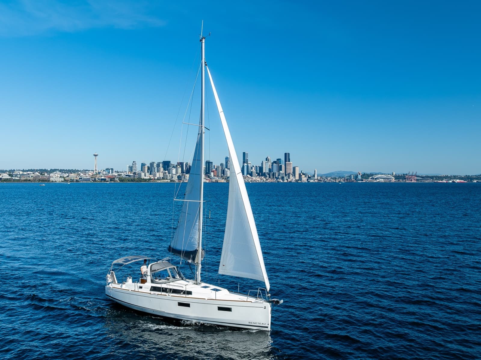 2021 Beneteau Oceanis 38.1 - Photo 3