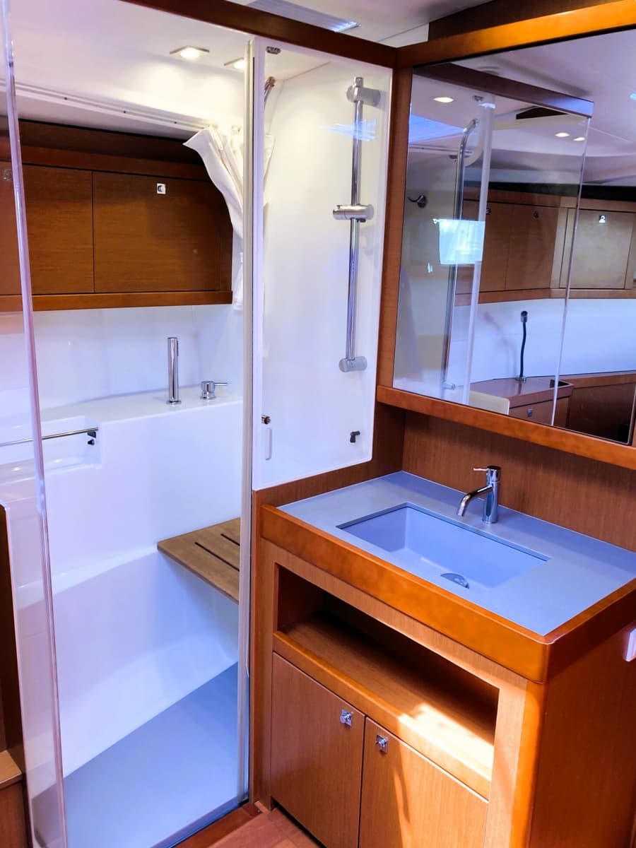 2018 Beneteau Oceanis 48 - Photo 44