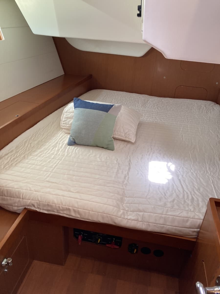 2018 Beneteau Oceanis 48 - Photo 48