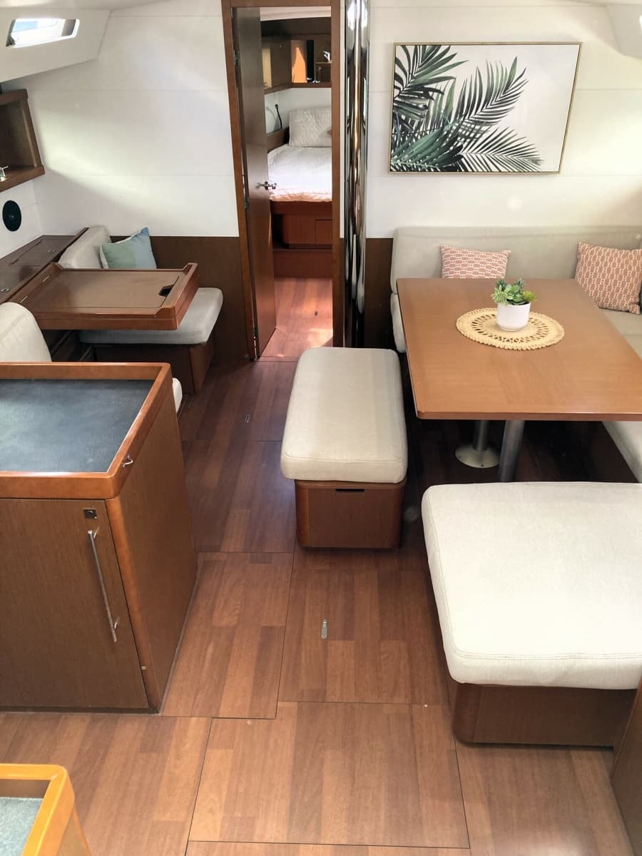 2018 Beneteau Oceanis 48 - Photo 19