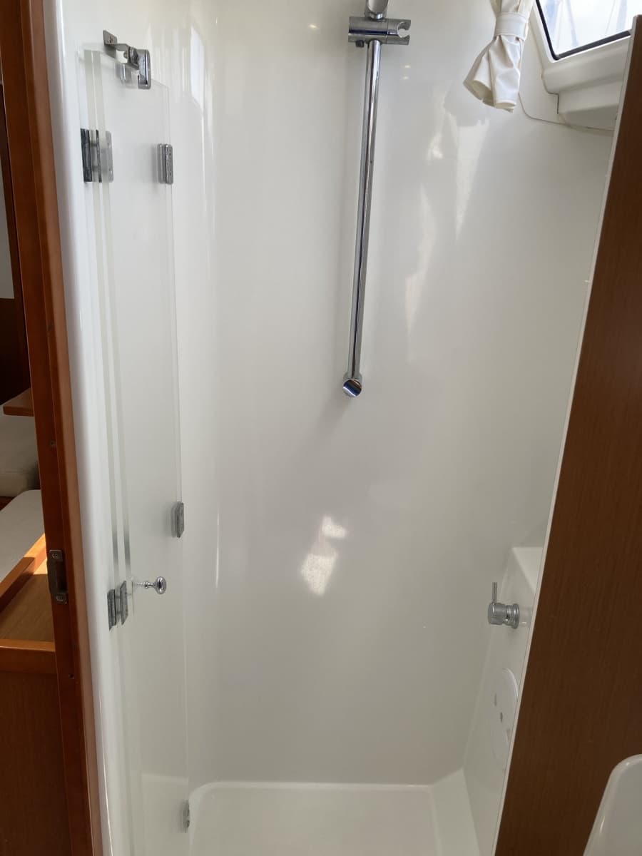 2018 Beneteau Oceanis 48 - Photo 51