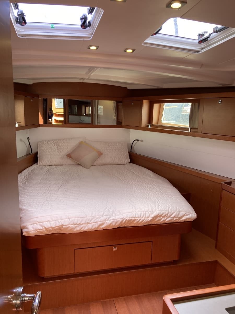 2018 Beneteau Oceanis 48 - Photo 42