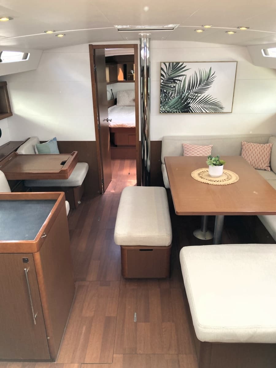 2018 Beneteau Oceanis 48 - Photo 17