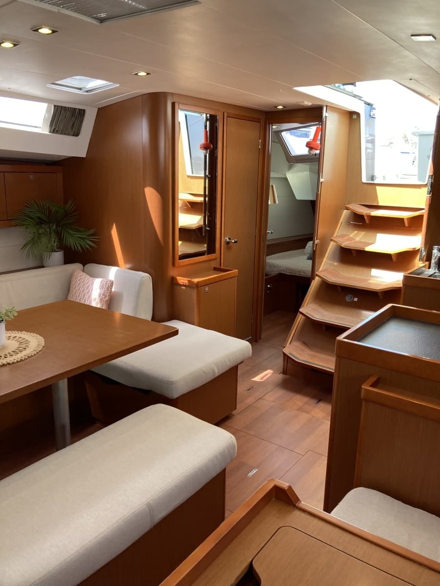 2018 Beneteau Oceanis 48 - Photo 30