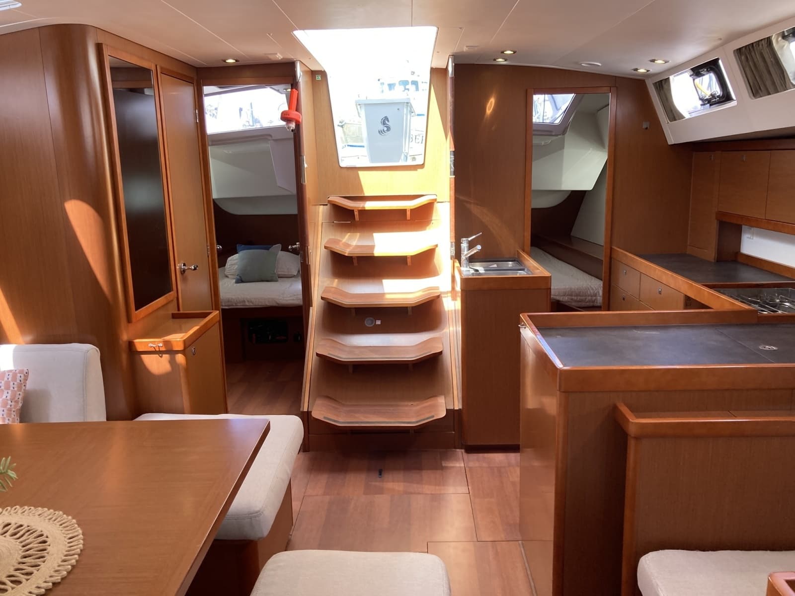 2018 Beneteau Oceanis 48 - Photo 59