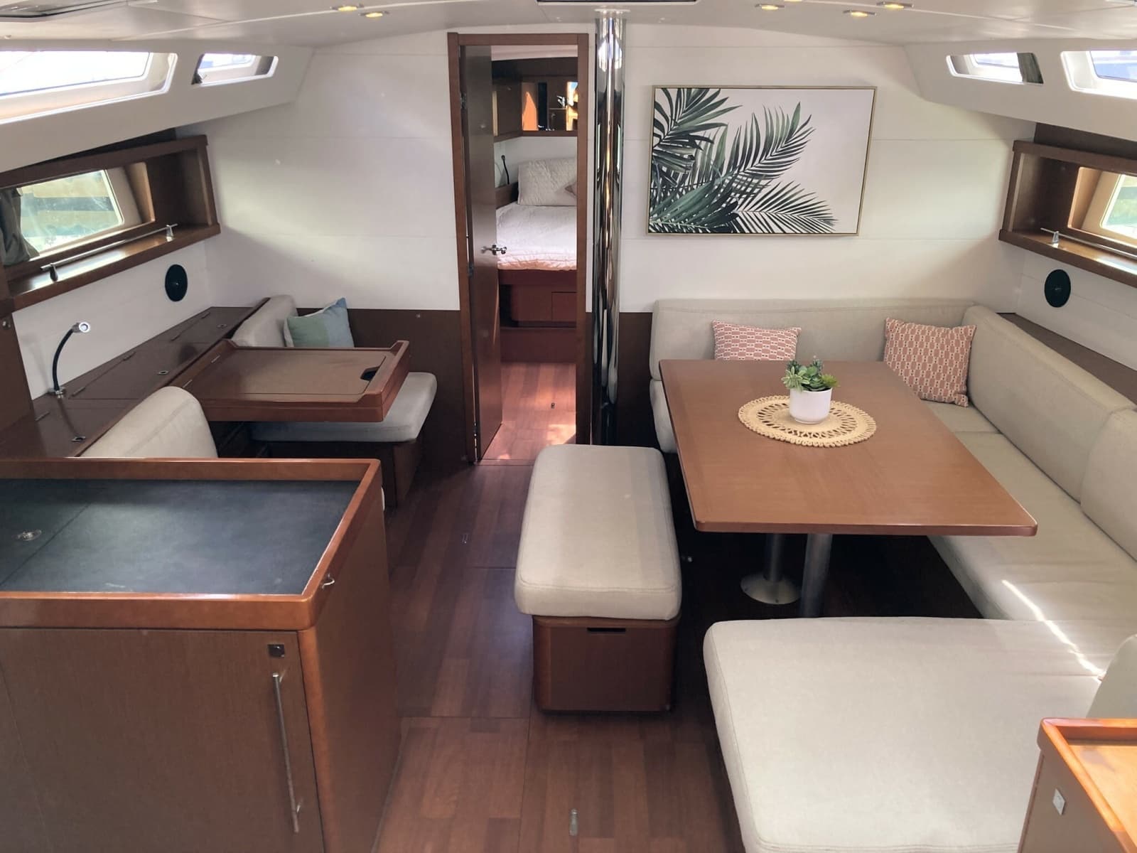 2018 Beneteau Oceanis 48 - Photo 16