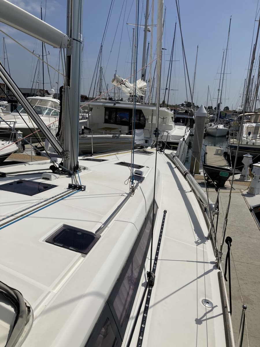 2018 Beneteau Oceanis 48 - Photo 12