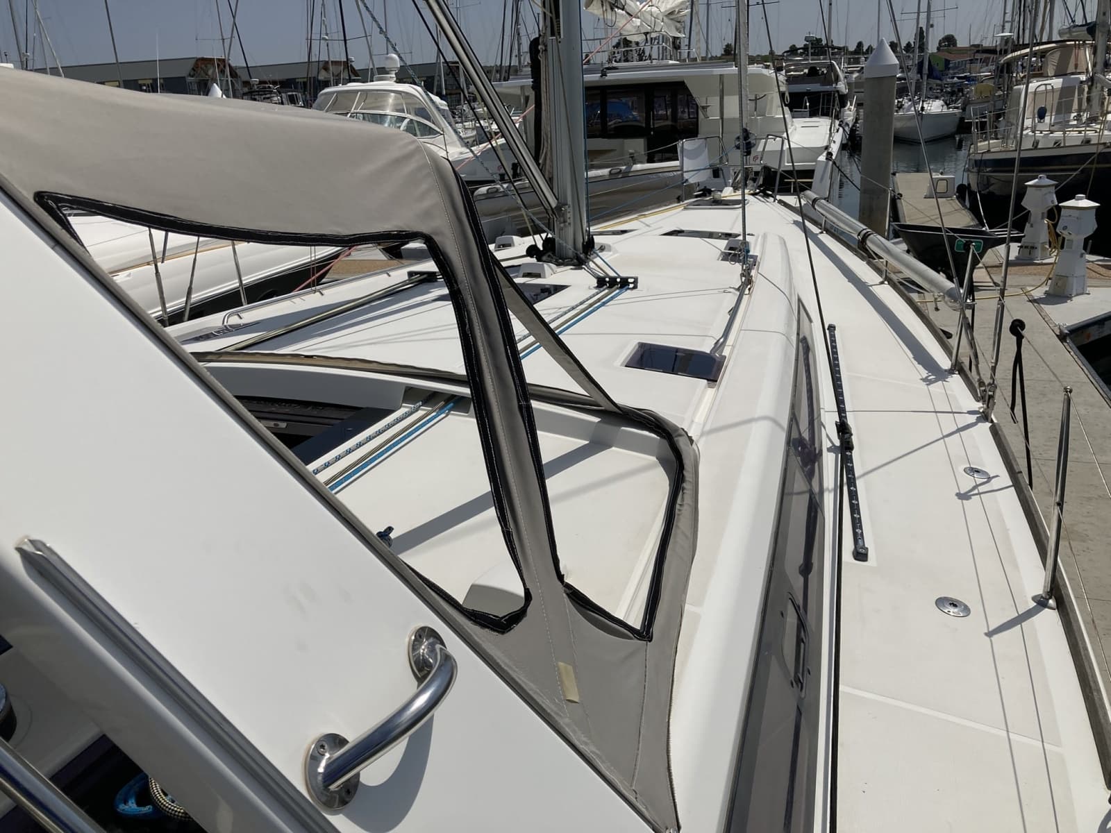 2018 Beneteau Oceanis 48 - Photo 11