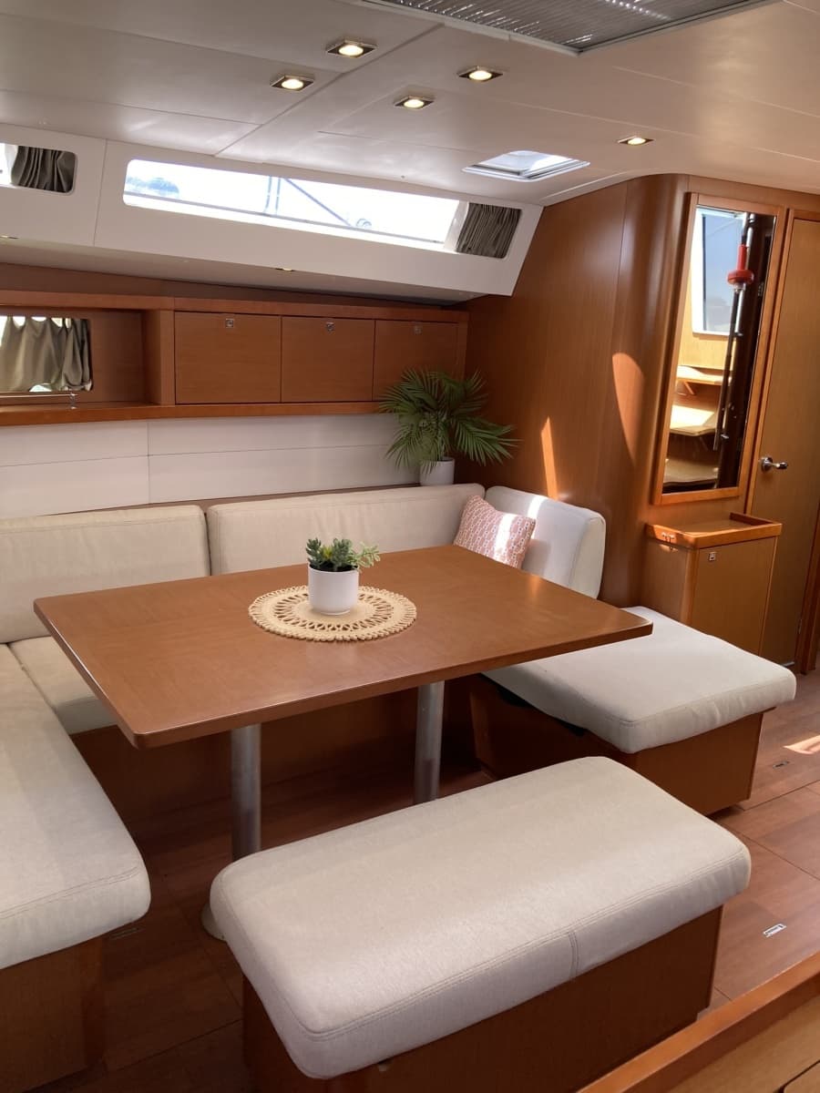 2018 Beneteau Oceanis 48 - Photo 29